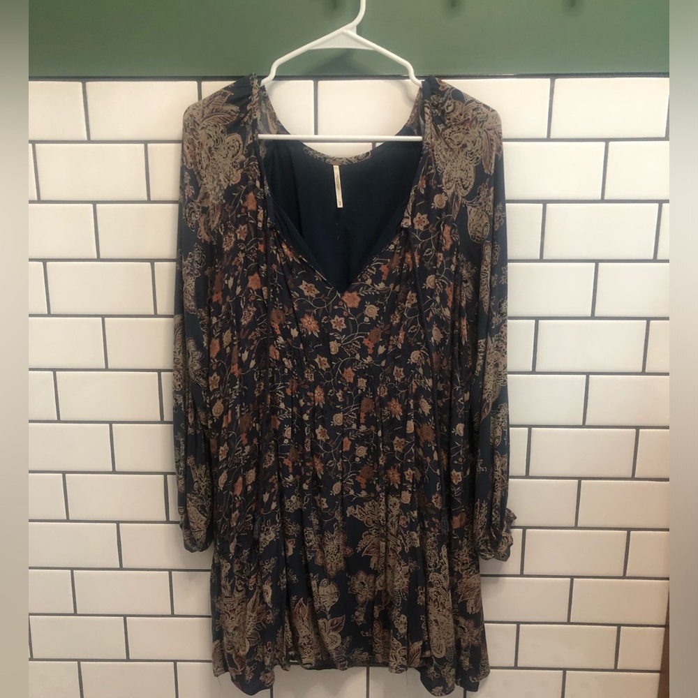 Free People long sleeve mini